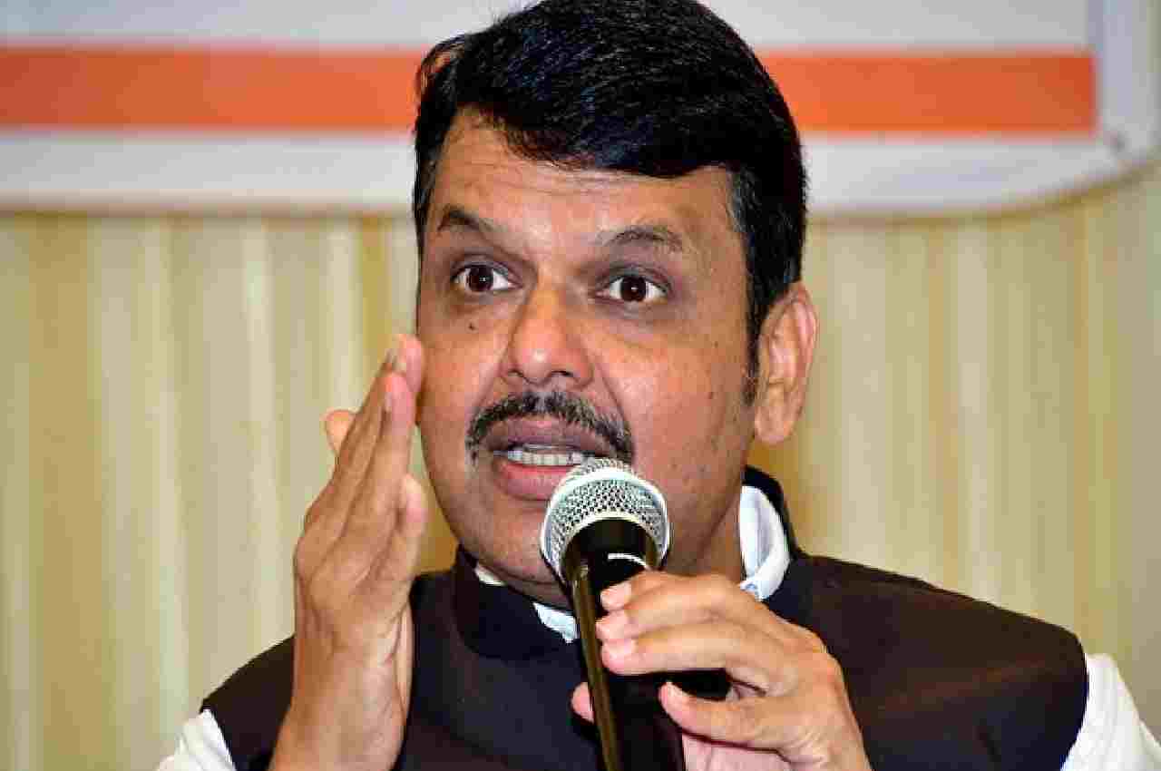 Bhagat Singh Koshyari, Devendra Fadnavis, Maharashtra Controversy, Gujarati-Rajasthani controversy, news24
