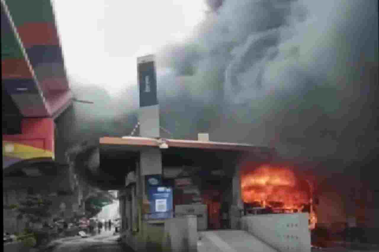 Gujarat, Ahmedabad, news24, breaking, fire, India news