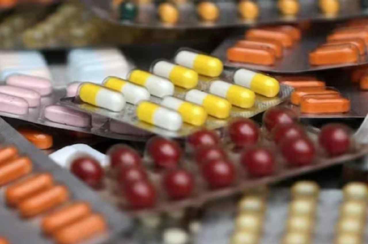 Licenses of 18 drug comapnies have been cancelled