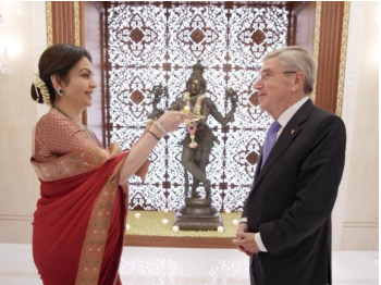 Nita Ambani and Thomas Bach 