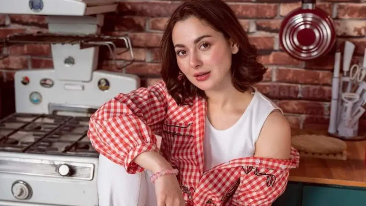 Hania Aamir Gets Emotional Over Indian Fans Using VPNs To Reach Her After Insta Ban; Says 'Ro Dungi...'