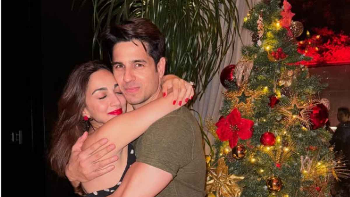Kiara Advani's Christmas Dress Reignites The Polka Dot Theory: Know What This Bollywood Trend Mean!
