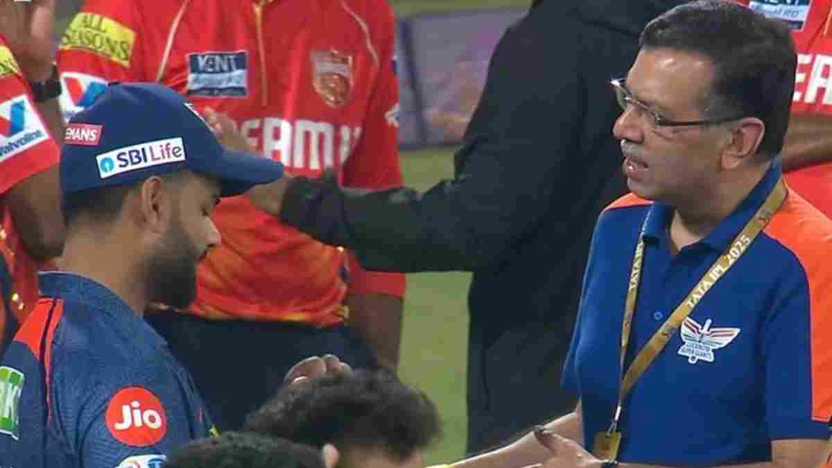 Sanjiv Goenka involved in discussion with Rishabh Pant