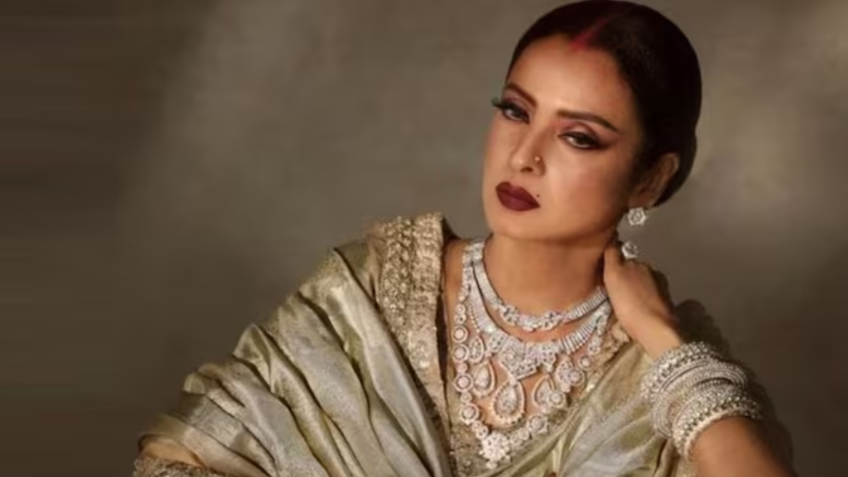 Rekha’s Recent Confessions Clash With Reality – Close Sources Call Them Exaggerated!