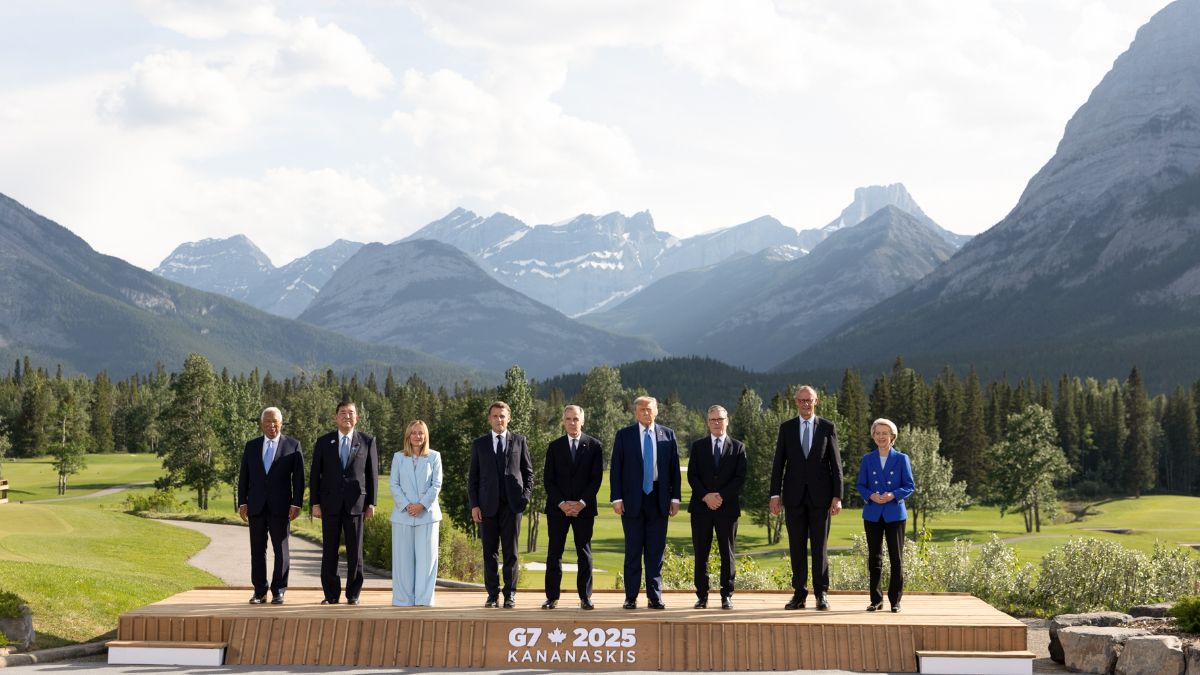 G7