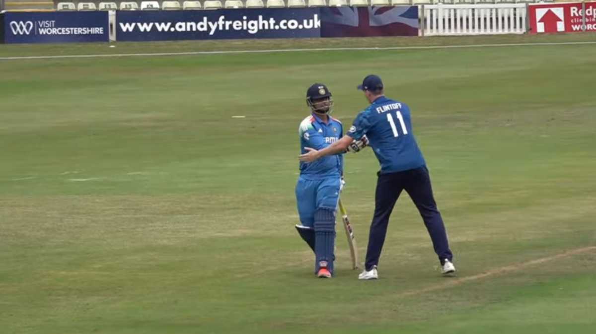 Rocky Flintoff congratulating Vaibhav Suryavanshi